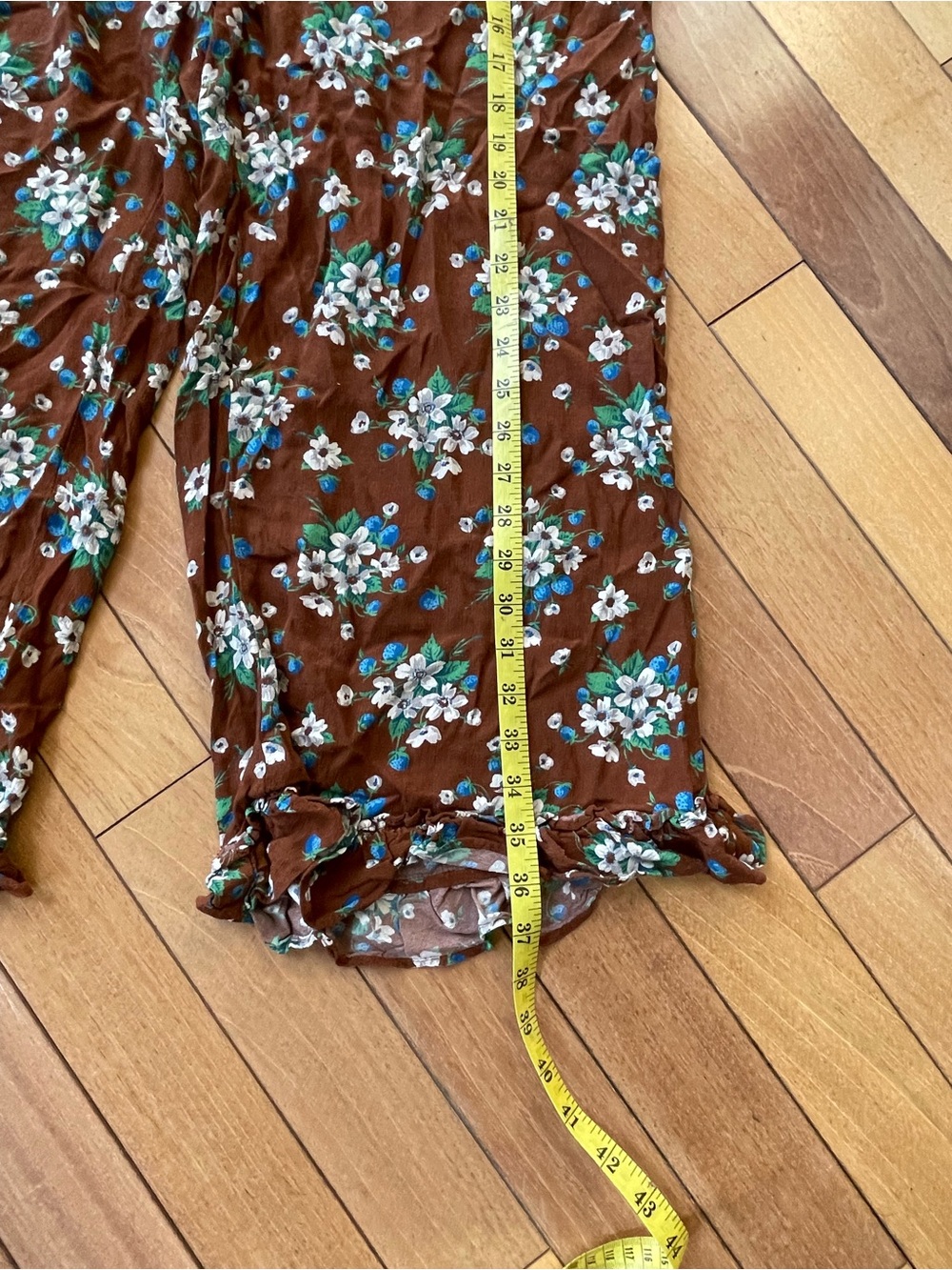 Batsheva Brown Lily Floral Pajama Set Size Small 2 Piece Ruffle Pants - Picture 10 of 13